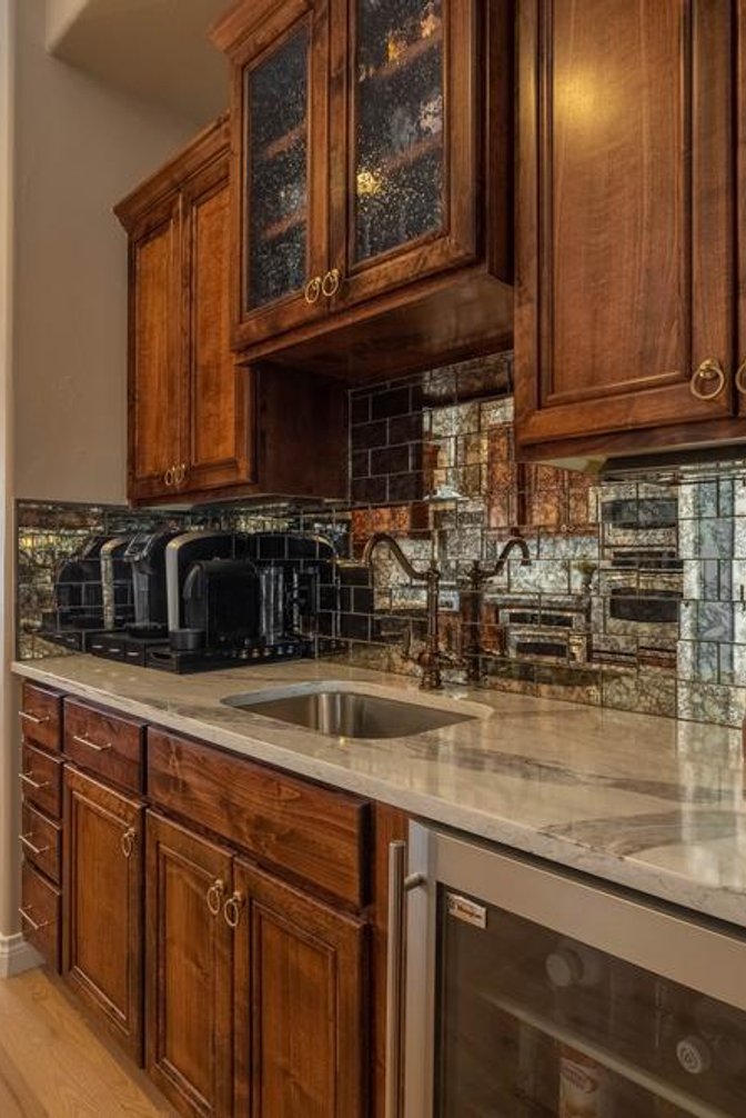 kew
				kitchen cabinets