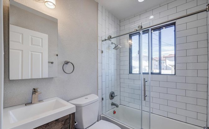 apartment
				addition