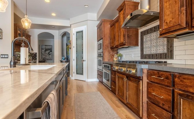 apartment
				addition