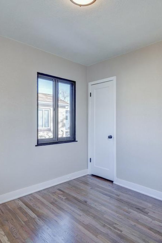 kew
				kitchen cabinets